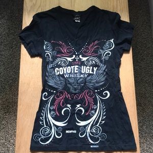 Coyote Ugly Whisky Bar v neck
